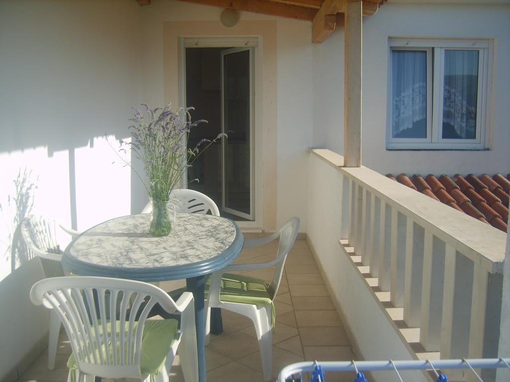 Apartments Iva Alla تروغير الغرفة الصورة